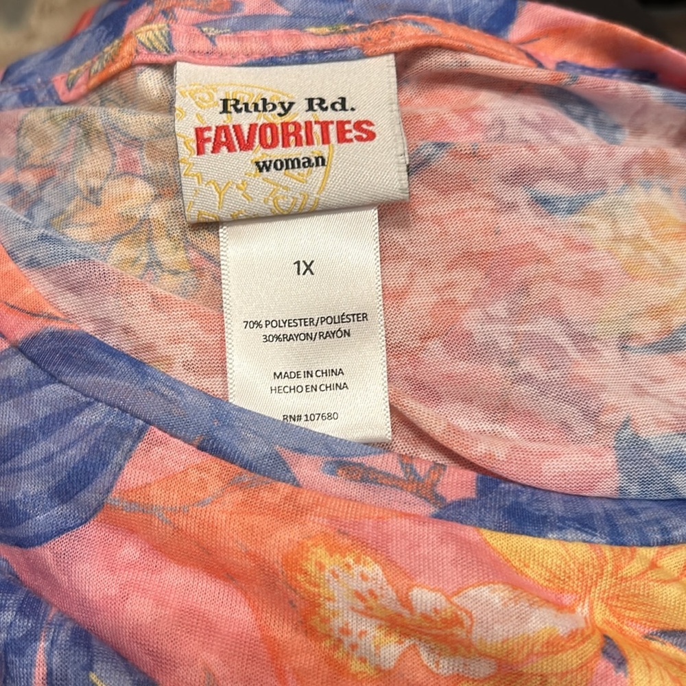 NWT Sz 1x ruby rd must haves 111 pink floral print top. FINAL SALE - Picture 2 of 3
